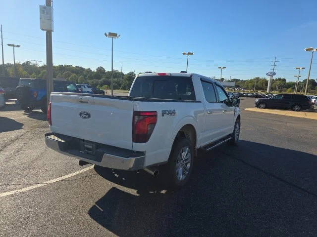 Used 2025 White Ford XLT image 3