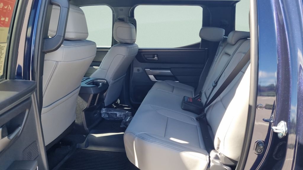 2026 Toyota Tundra SR5 - Photo 10