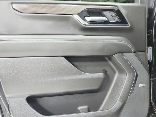 Used 2026 Black GMC Elevation image 39