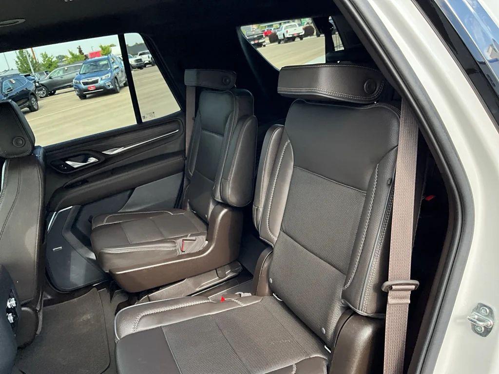 2022 GMC Yukon Denali - Photo 11