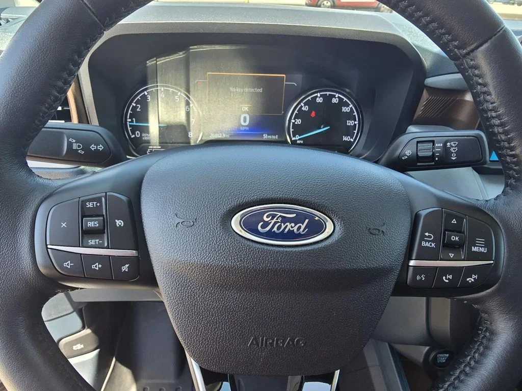 Used 2022 Gray Ford Lariat image 12