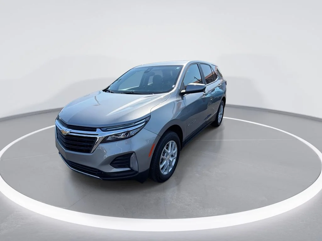 Used 2024 Gray Chevrolet LT image 4