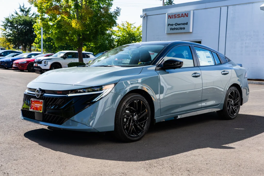 New 2027 Atlantic Gray Metallic / Super Black Two-tone Nissan SR Midnight Edition image 3