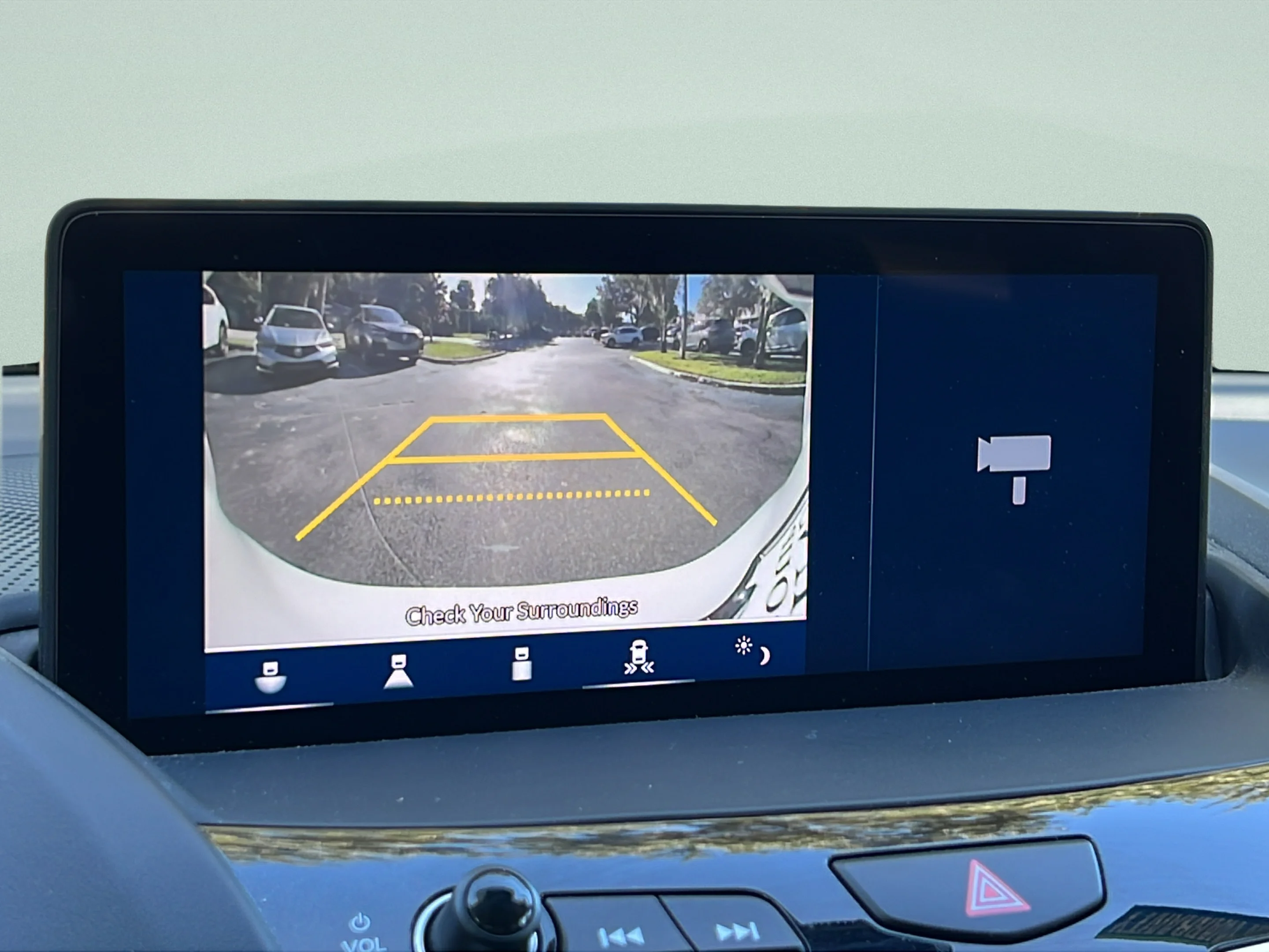 Used 2023 Platinum White Pearl Acura w/Technology Package image 18
