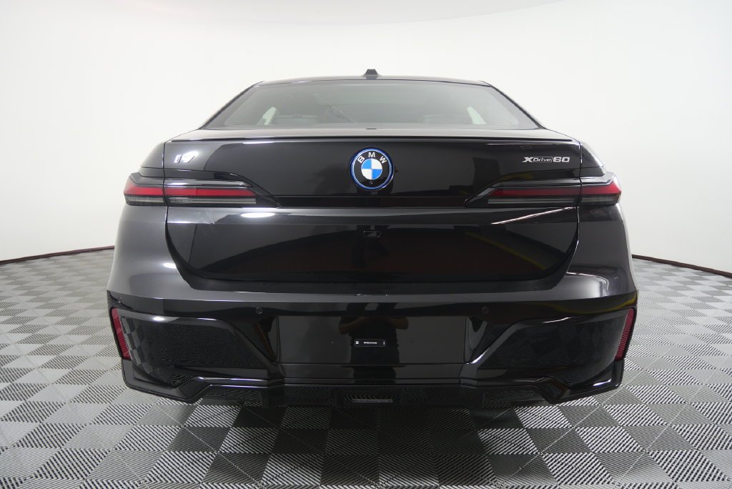 New 2026 Black Sapphire Metallic BMW xDrive60 image 5