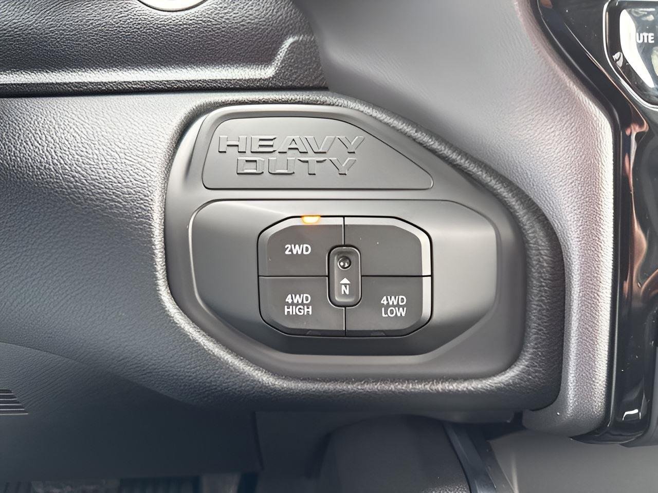 New 2026 Ceramic Gray Clear-Coat Exterior Paint RAM Laramie image 25