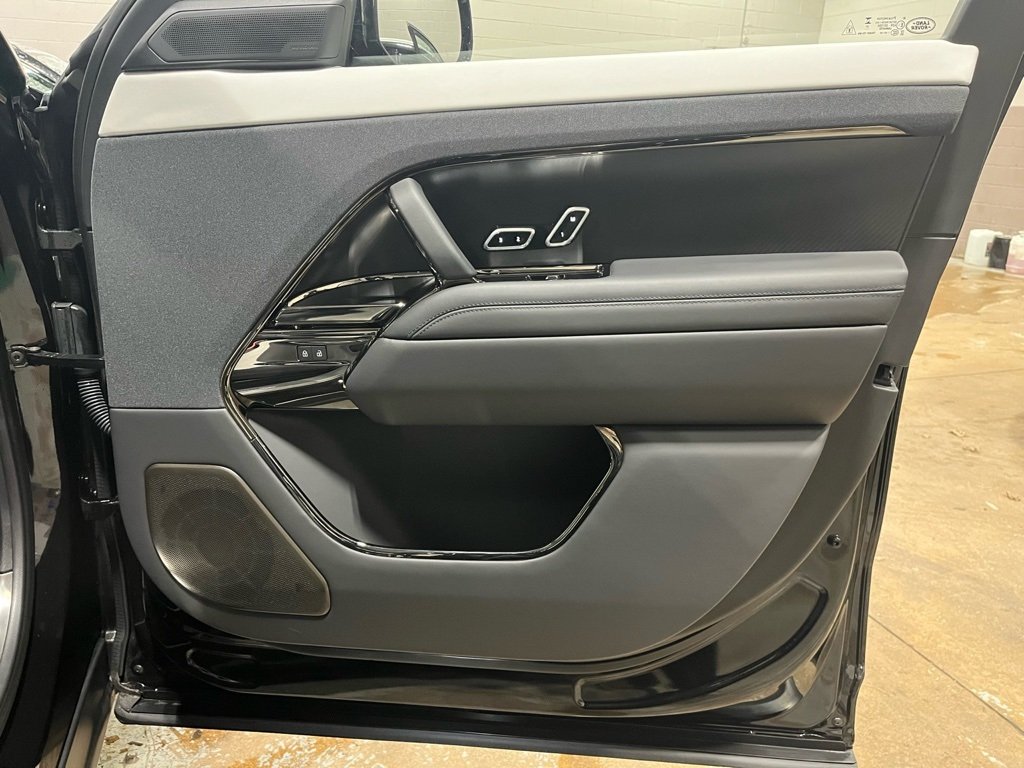 2024 LAND ROVER RANGE ROVER SPORT - Image 30