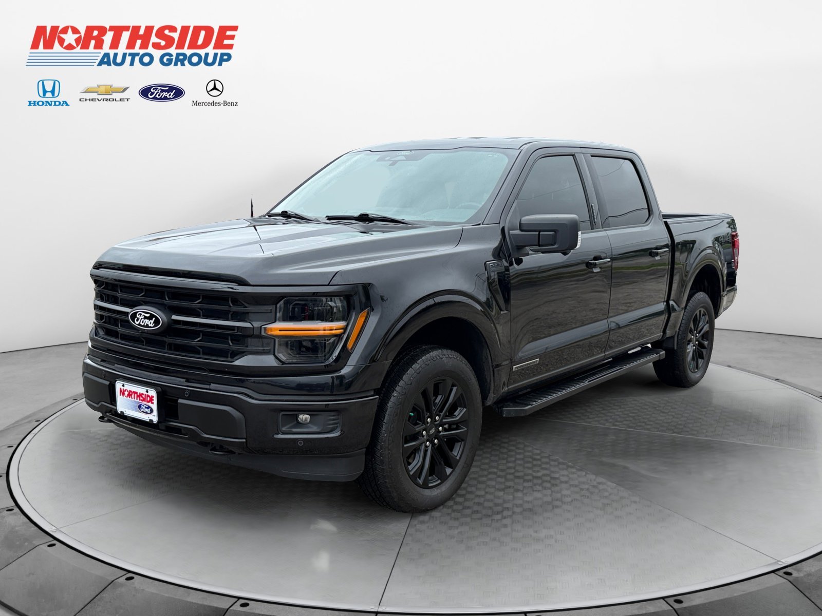 Certified Used 2024 Agate Black Metallic Ford XLT image 3