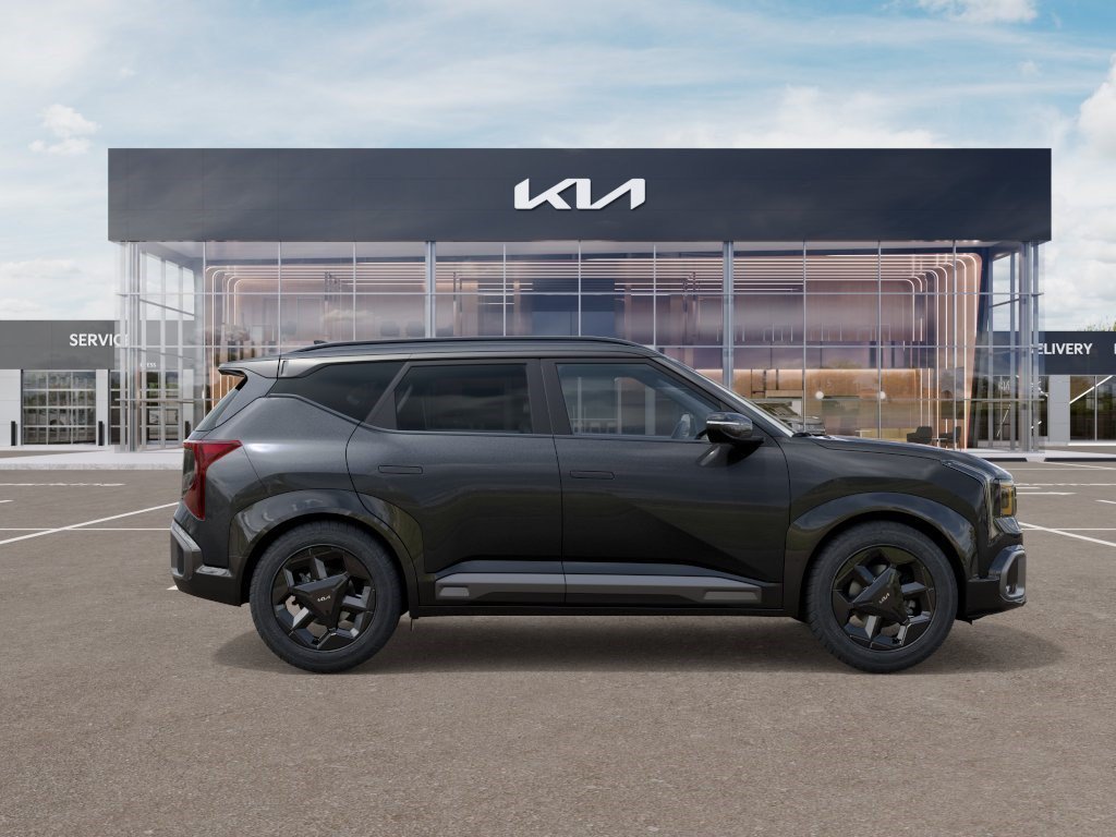 New 2027 Interstellar Gray Kia X-Line S image 7