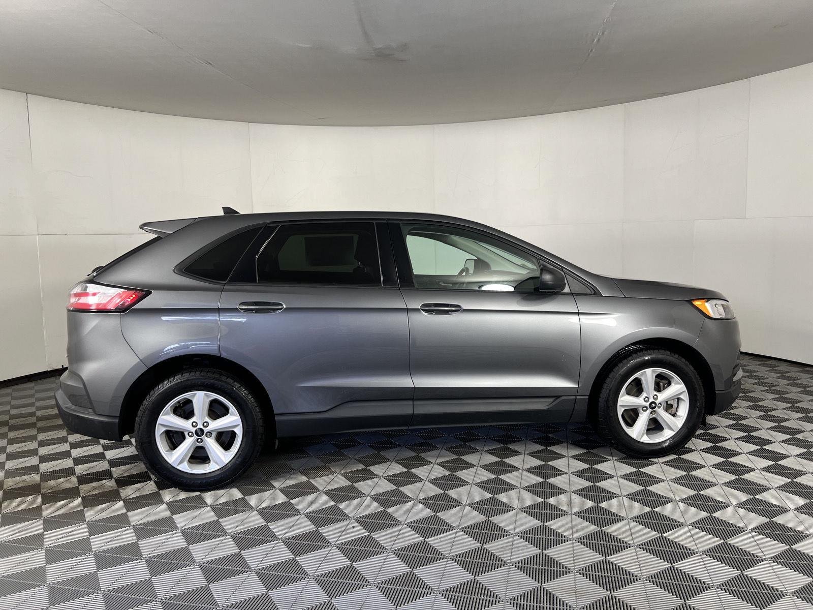 Used 2023 Carbonized Gray Ford SE image 9