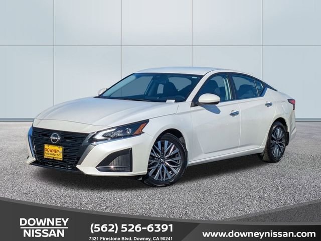 2023 Nissan Altima SV