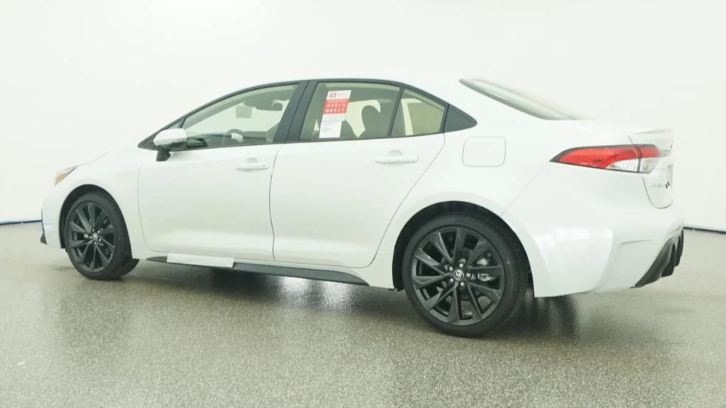 2026 Toyota Corolla SE - Photo 22