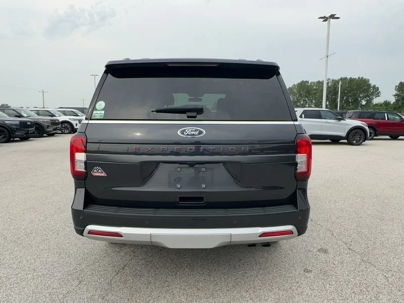 Used 2022 Dark Matter Metallic Ford Timberline 4x4 image 4