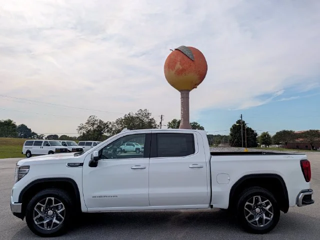 New 2026 Summit White GMC SLT image 2
