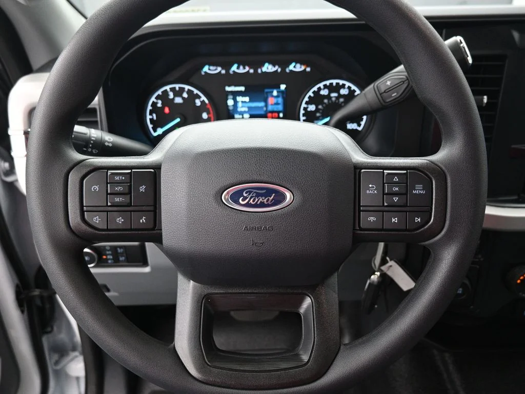 New 2026 Oxford White Ford XL image 12