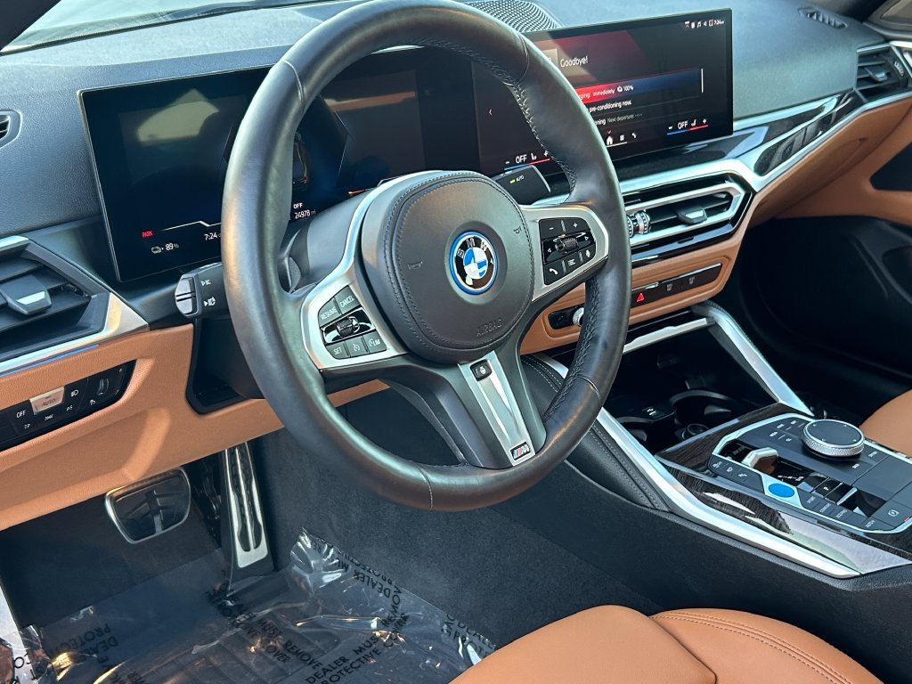 Certified Used 2024 Green Metallic BMW eDrive35 image 13
