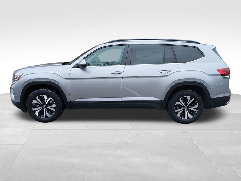 New 2026 Silver Volkswagen 2.0T SE image 2