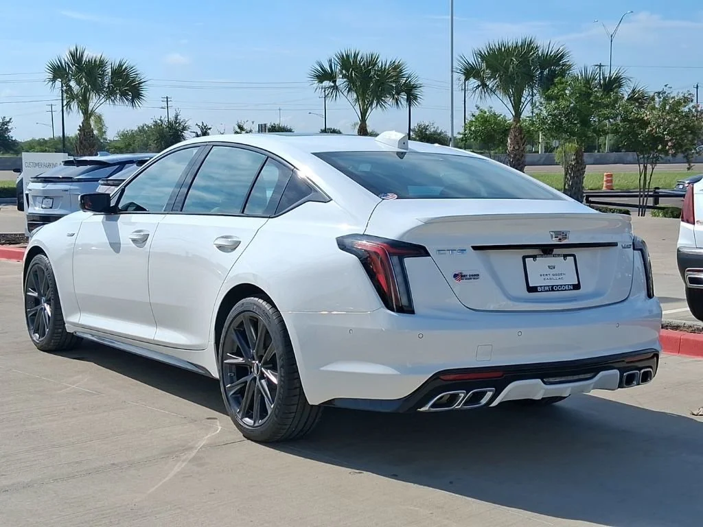 2026 Cadillac CT5 V-Series - Photo 4