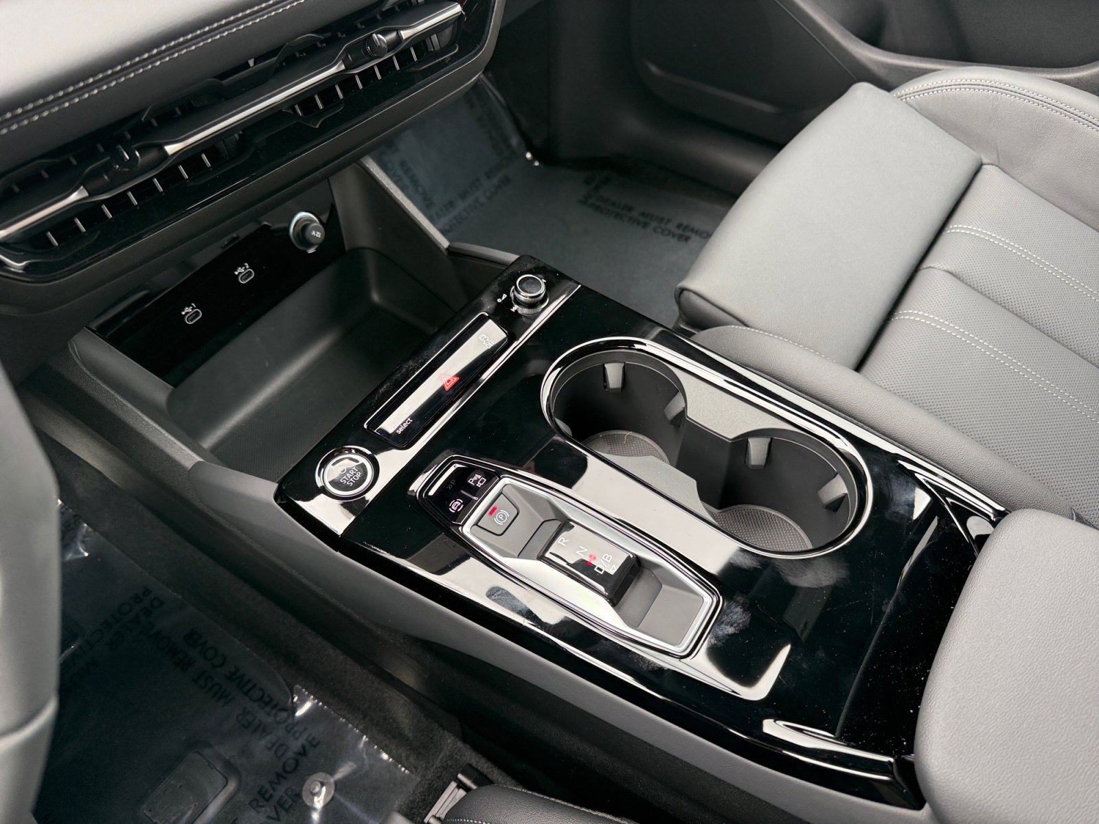New 2027 GLACIER WHITE Audi Premium Plus quattro image 13