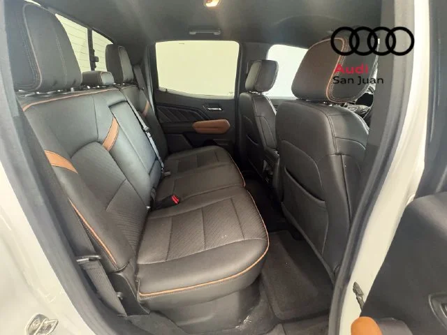 Used 2023 White GMC AT4 image 25