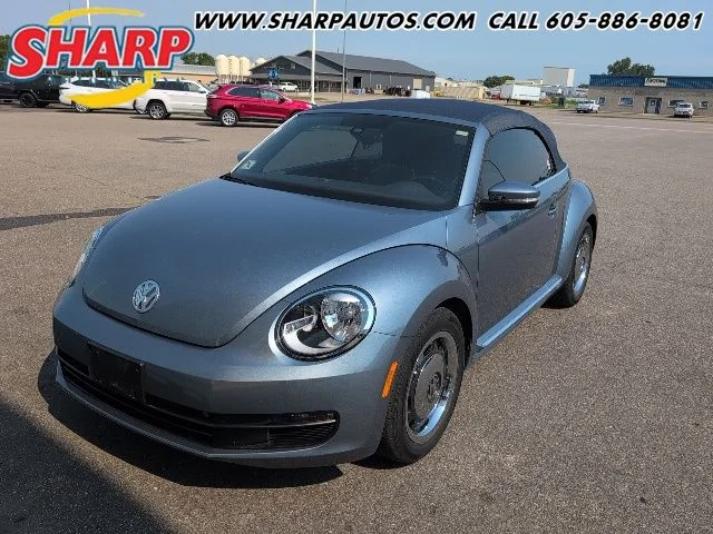 2016 Volkswagen Beetle 1.8T S Conv. auto's photo