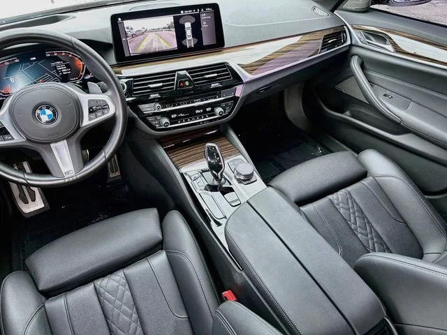 Used 2023 Black BMW 540i image 25