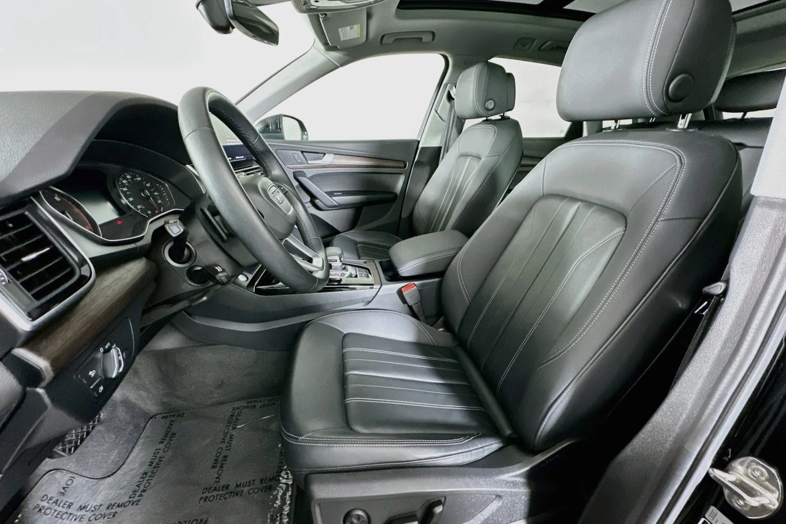 Used 2023 Brilliant Black Audi Premium image 18