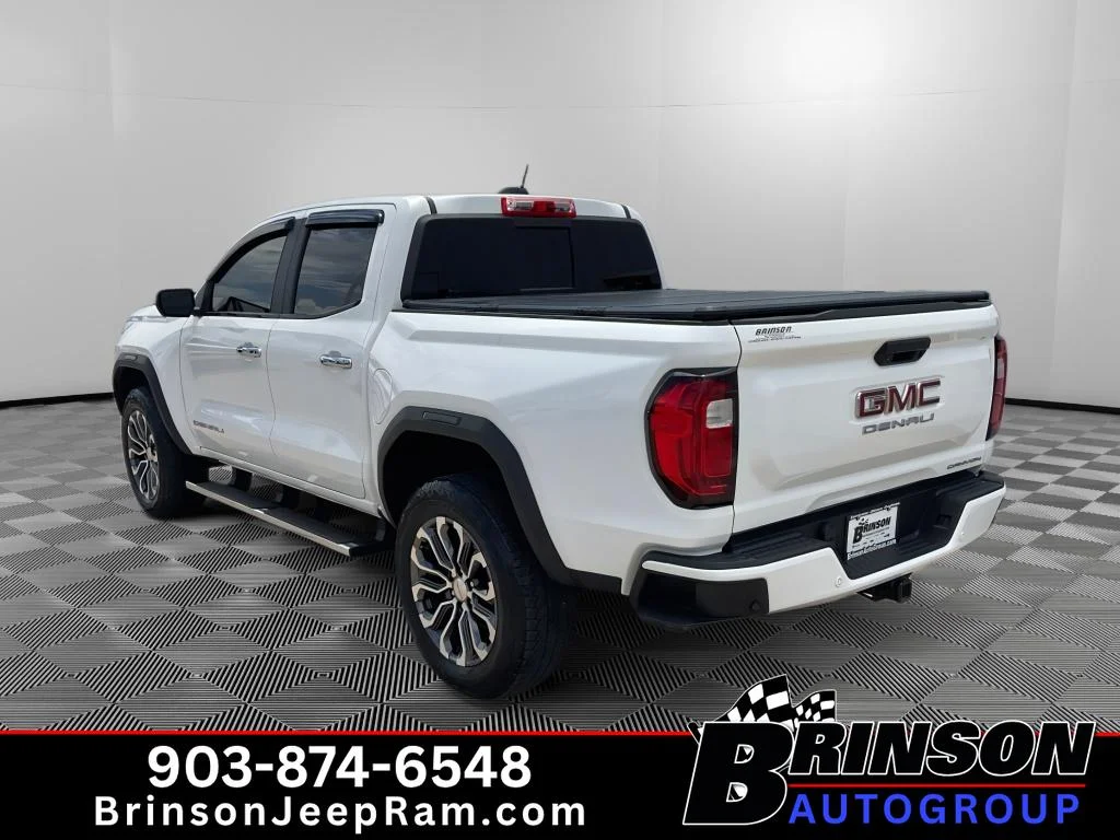 Used 2024 Summit White GMC 4WD Denali image 5