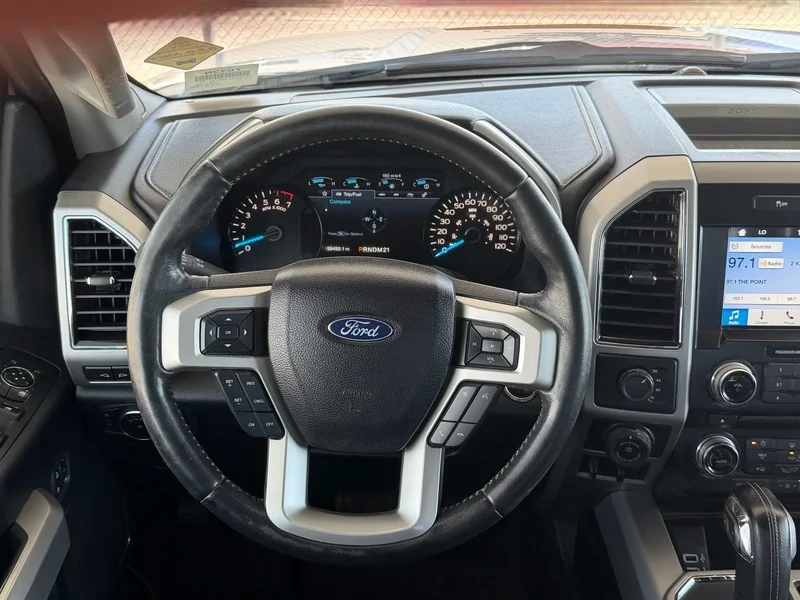 Used 2017 White Platinum Me Ford XL image 15
