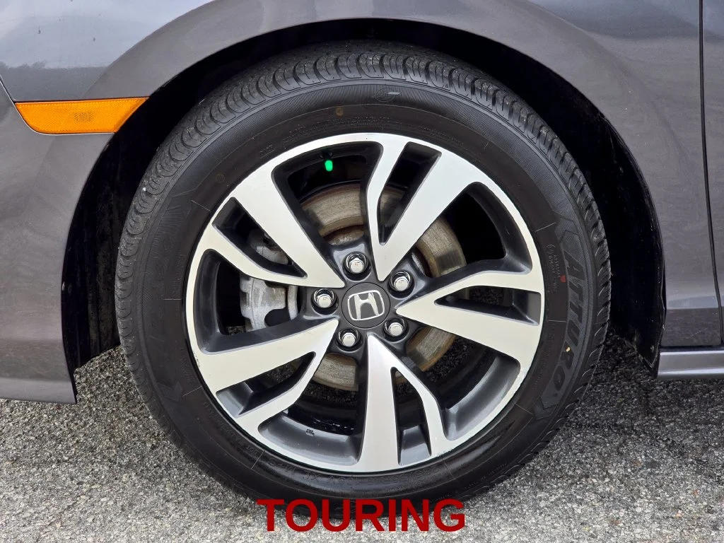 Used 2023 Gray Honda Touring image 17