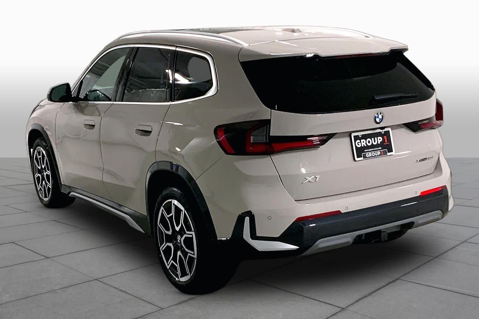 New 2026 Dune Grey Metallic BMW xDrive28i image 12
