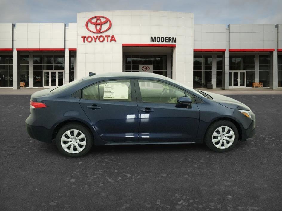 New 2026 Blueprint Toyota Hybrid LE image 15