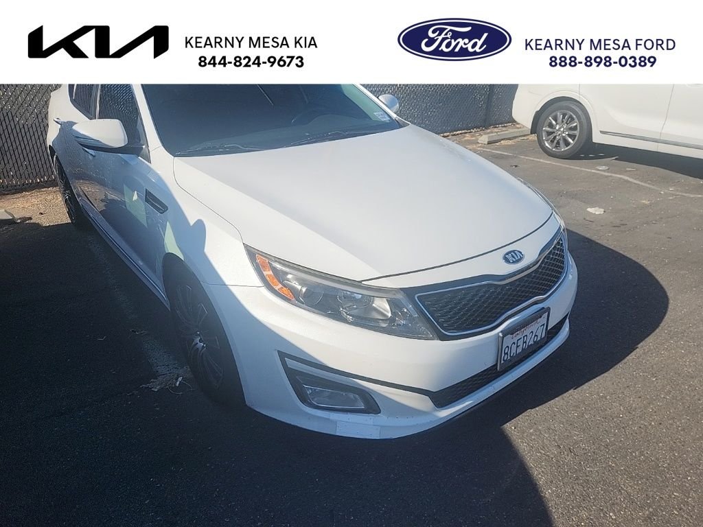 Used 2015 Snow White Pearl Kia EX image 1