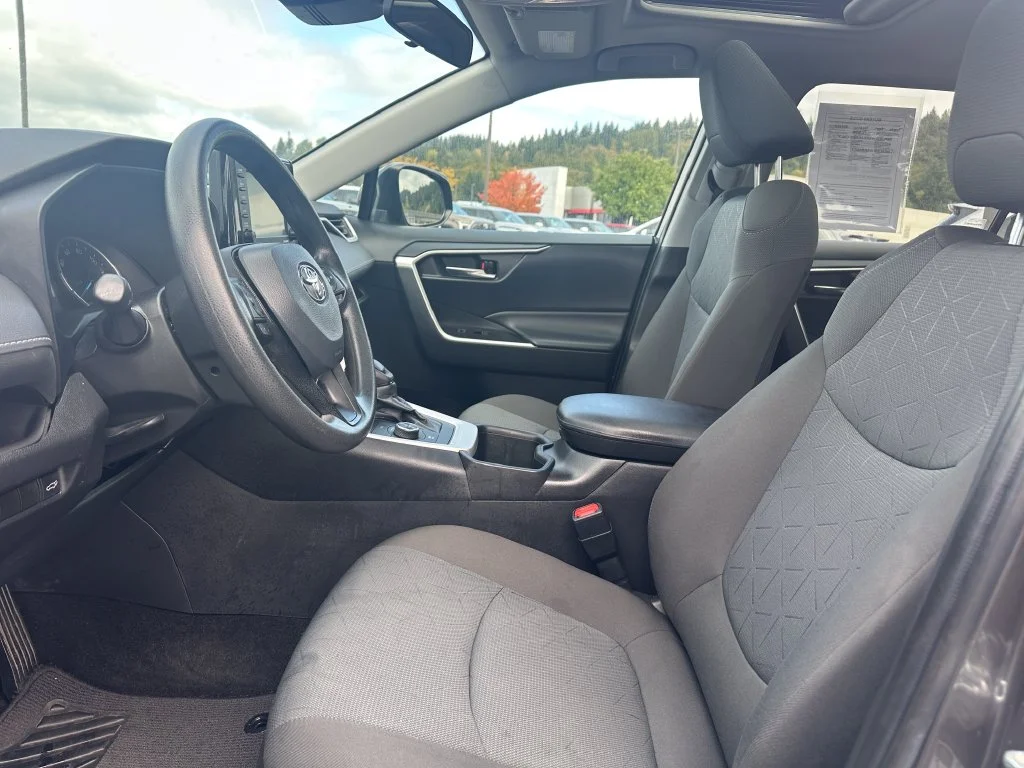 Used 2022 Gray Toyota XLE image 13
