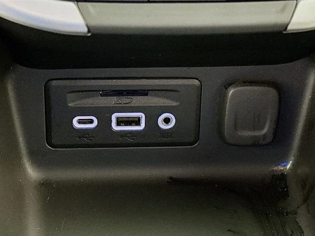 Certified Used 2024 White GMC SLT image 19