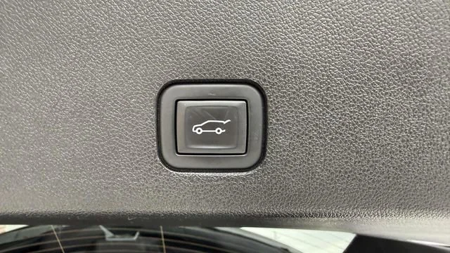Used 2022 Stellar Black Metallic Cadillac Premium Luxury image 29