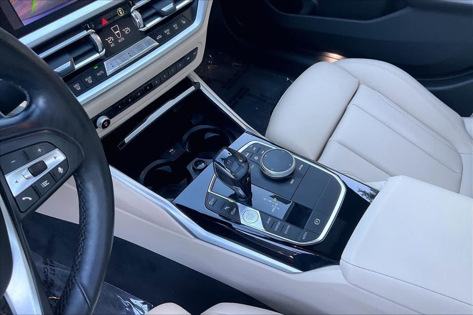 Used 2019 Mediterranean Blue Metallic BMW 330i xDrive image 16