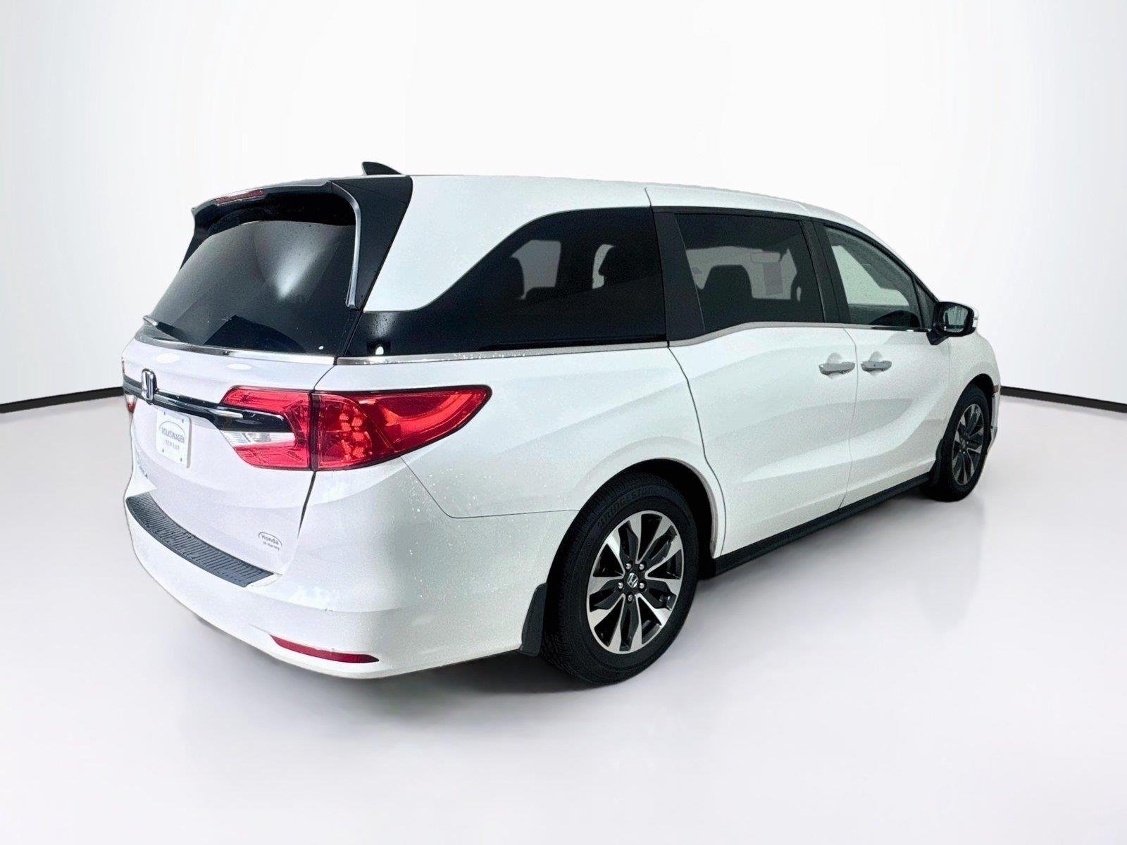 Used 2024 Platinum White Pearl Honda EX-L image 2