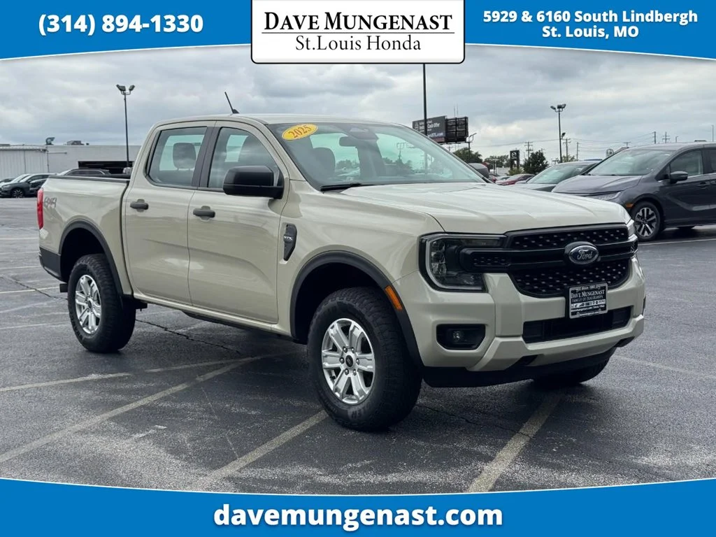 Used 2025 Beige Ford XL image 1