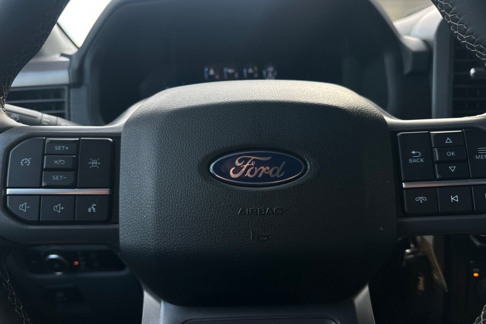 Used 2025 Black Ford XLT image 24