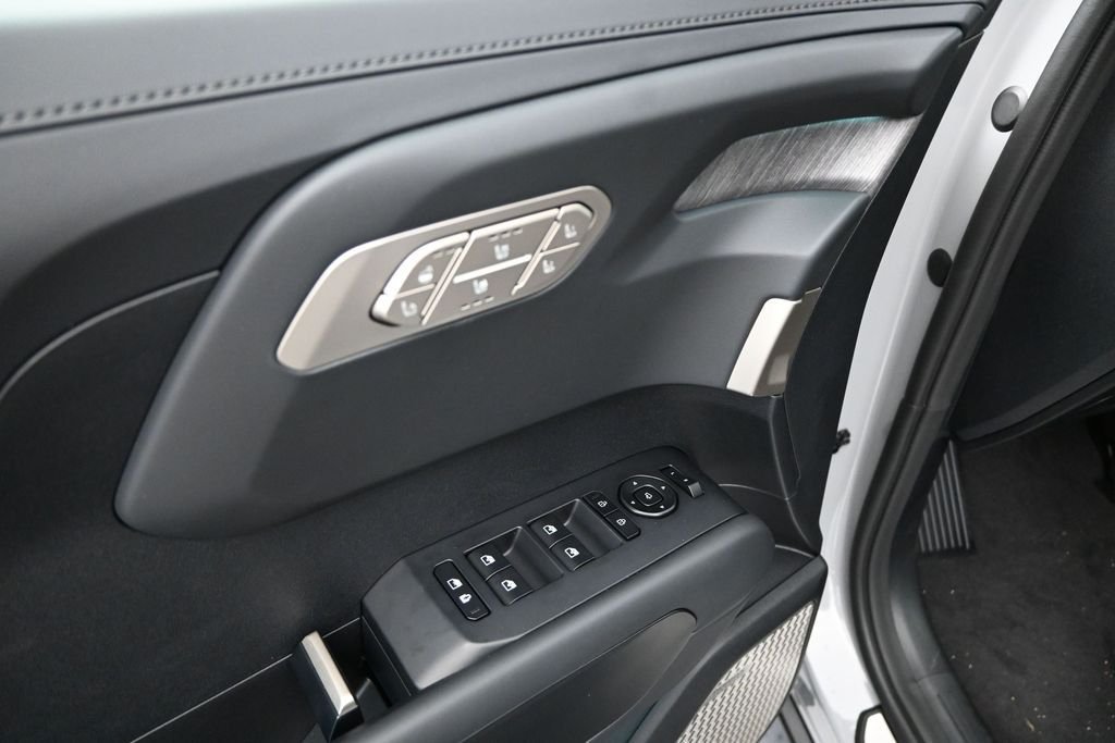 New 2027 Wolf Gray Kia SX-PRESTIGE image 6