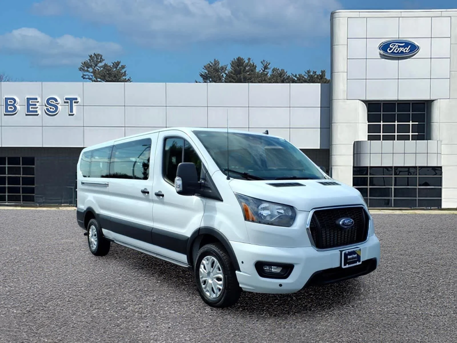 Used 2025 Oxford White Ford XLT image 10