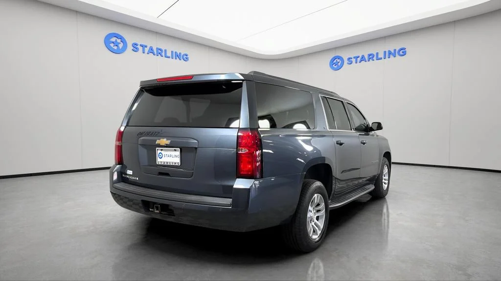 Used 2019 SHADOW GRAY METALLIC Chevrolet LT image 8