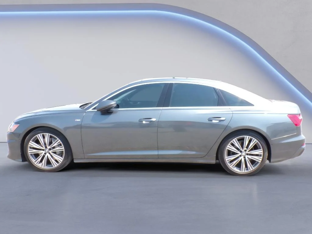 Used 2019 Daytona Gray Pearl Effect Audi Prestige image 7