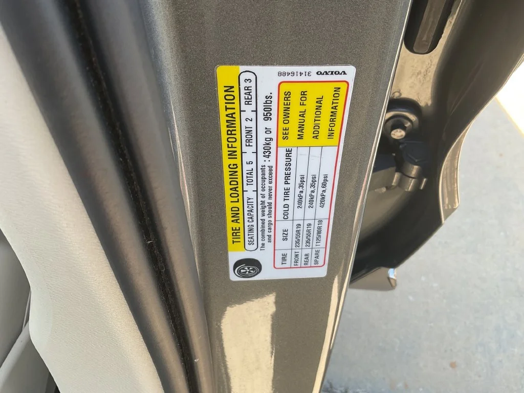 Used 2021 Gray Volvo T5 Inscription image 34
