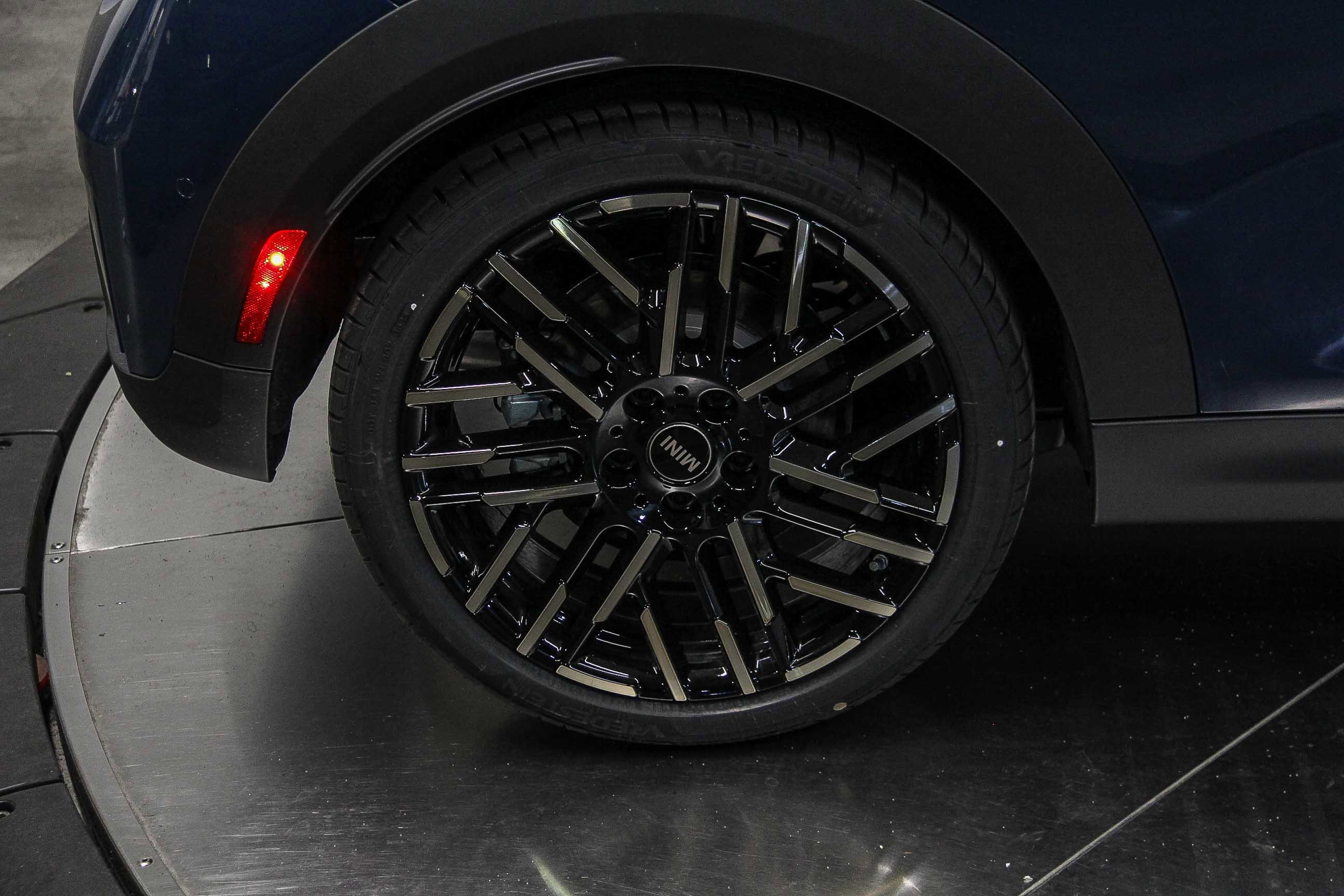 2026 MINI Hardtop 2 Door S - Photo 8