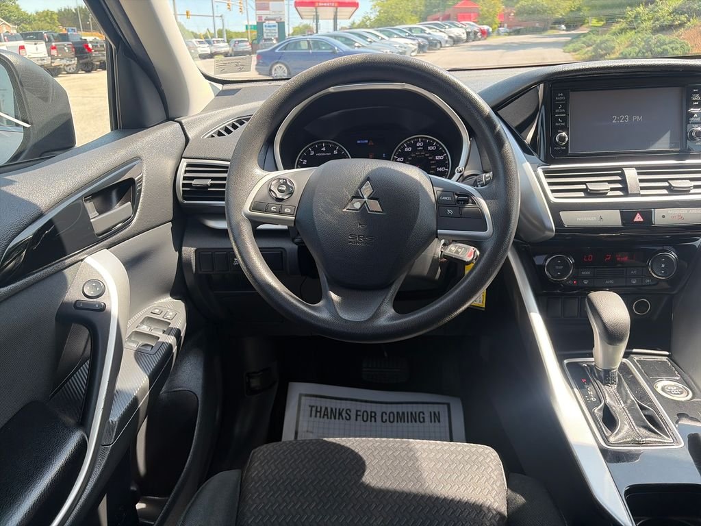 Used 2020 Silver Mitsubishi ES image 13