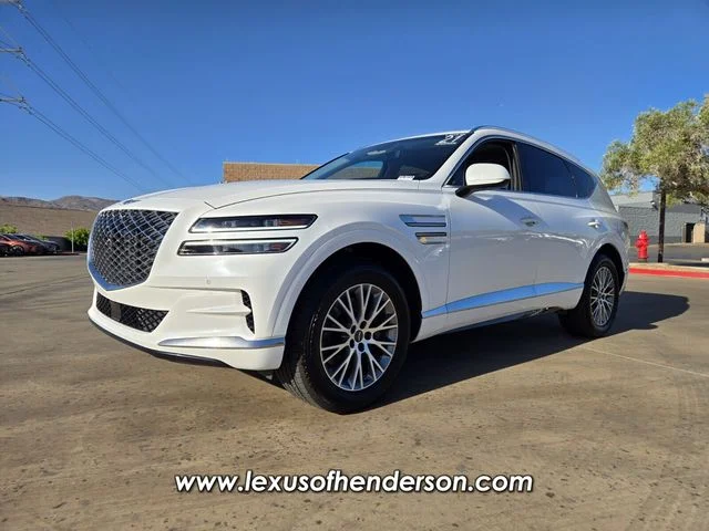 Used 2021 White Genesis 2.5T image 2