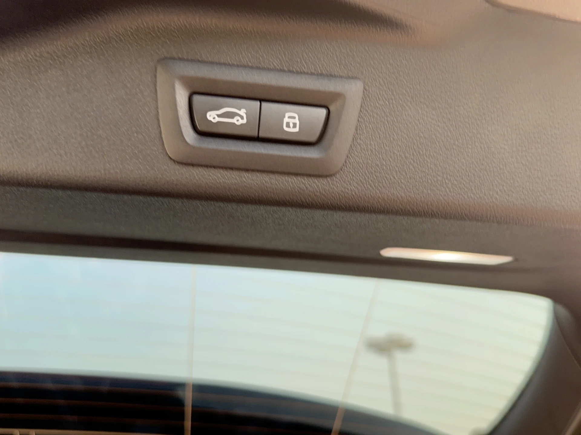 New 2026 Manhattan Green Metallic BMW xDrive40i image 7