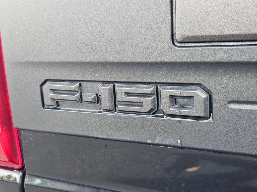 Used 2021 Black Ford Raptor image 27